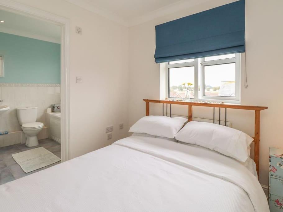 Stunning Seaviews - Beach House - Jacuzzi Bath Tub Littlestone-on-Sea Kültér fotó